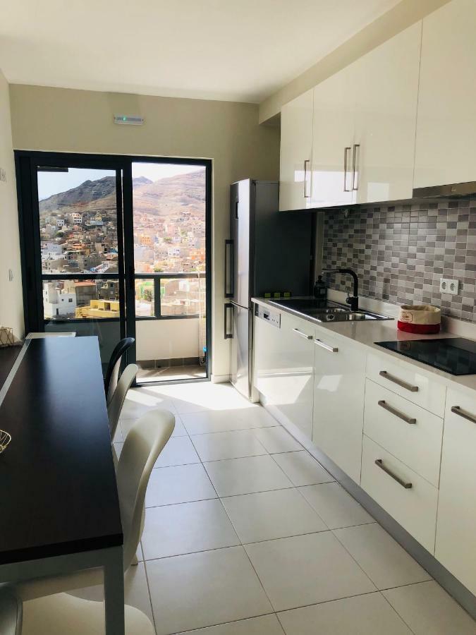 Kasa Imbondeiro Apartment Mindelo Ngoại thất bức ảnh