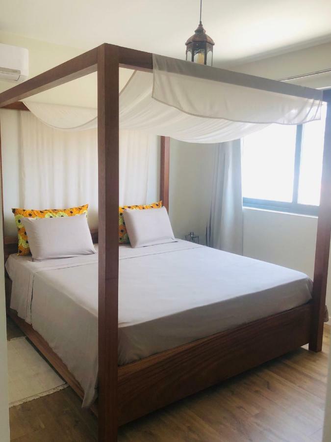 Kasa Imbondeiro Apartment Mindelo Ngoại thất bức ảnh